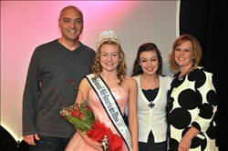 Michaelah Wheat, the 10-11 National All-American Miss Pre-Teen with family.